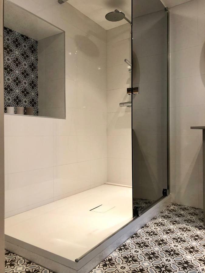 Mademoiselle Citadelle Hotel นามูร์ ภายนอก รูปภาพ