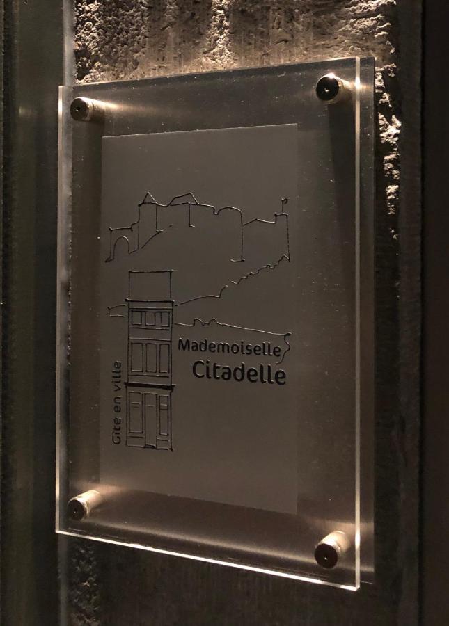 Mademoiselle Citadelle Hotel นามูร์ ภายนอก รูปภาพ